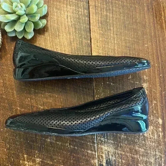 Amalfi by Rangoni | “Erana” Low Wedge Flats, Patent &?Perforated Leathers - Picture 5 of 7